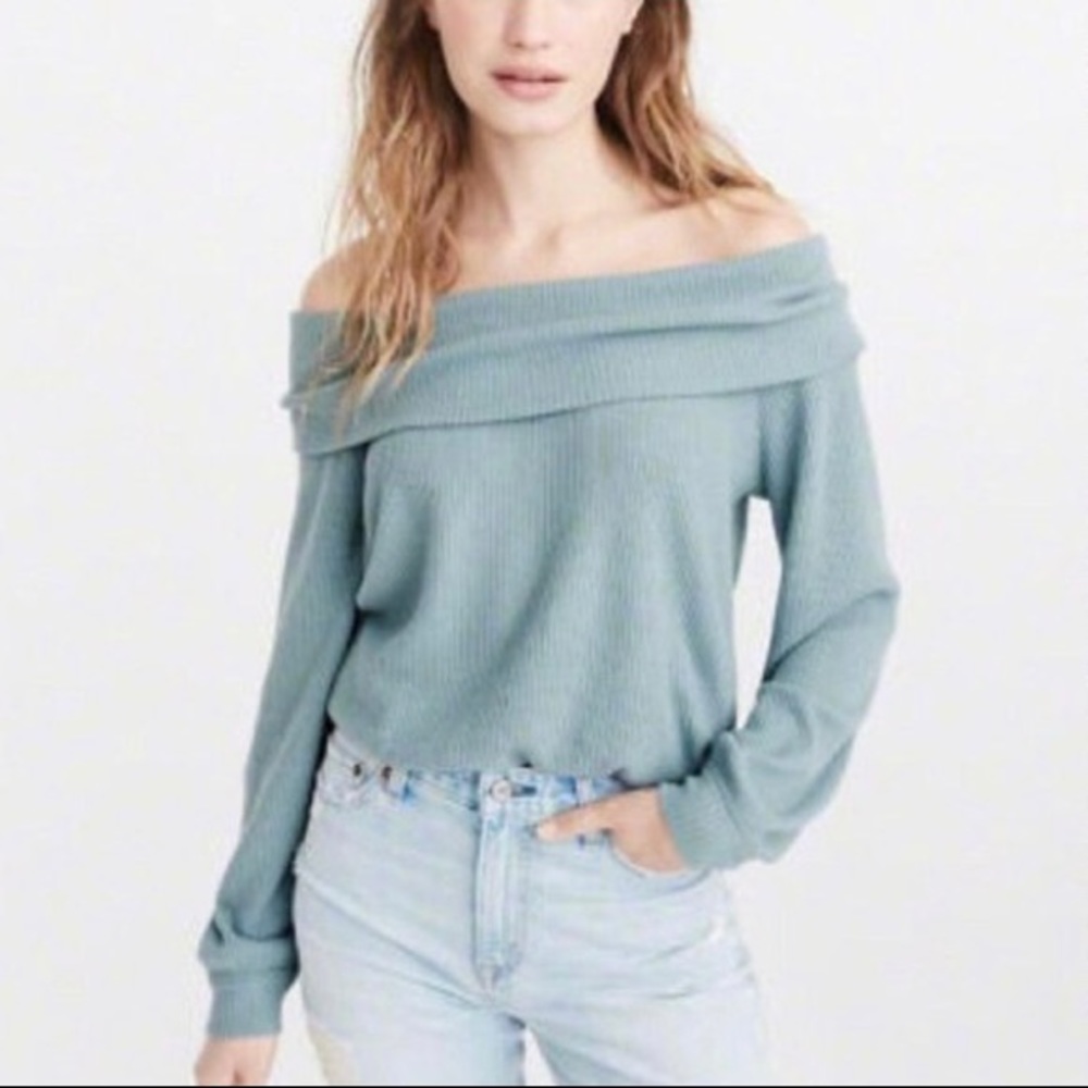 Abercrombie and Fitch ribbed sweater